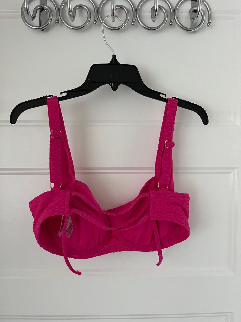 Victoria's Secret Hot Pink Underwire Bikini Top - Picture 2 of 3